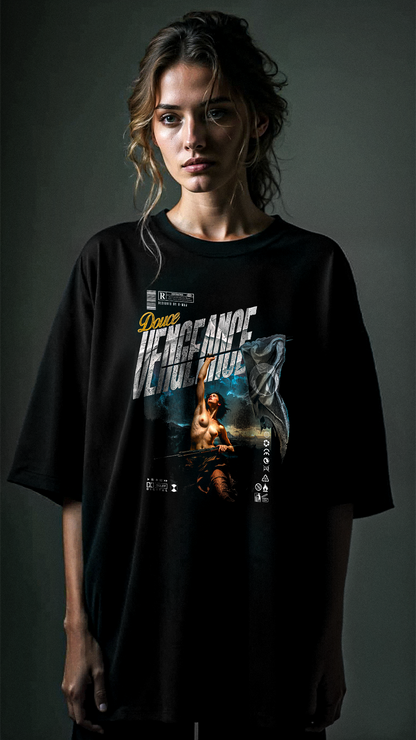 T-shirt noir oversize DOUCE VENGEANCE porté design brutaliste dark grunge urbain bleu street art streetwear PTN DE T-SHIRT