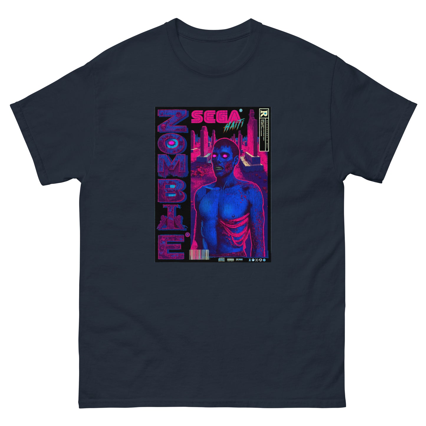 T-shirt bleu navy de face sur fond blanc Illustration style rétro gaming inspirée des boîtes Sega : un zombie torse nu aux yeux roses lumineux, éclairé en néon bleu et rose, sur fond urbain sombre. Le mot ZOMBIE s'affiche verticalement à gauche, avec le logo SEGA HAÏTI en haut au centre.