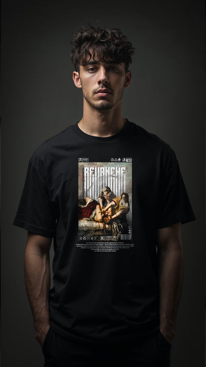 T-shirt noir REVANCHE inspiré du tableau d’Artemisia Gentileschi vu de face avec graphic imprimé sur le devant, porté par homme ambiance cinématographique, style streetwear vintage, fond sombre